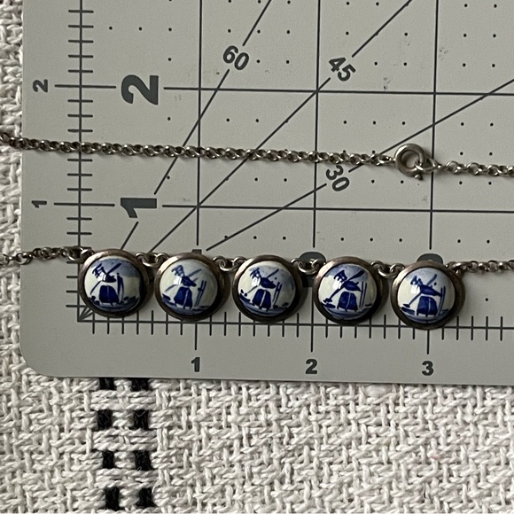 Vtg Five Pendant Charms Enamel Dutch Holland Windmill Silver Tone 16" Necklace - Picture 8 of 12